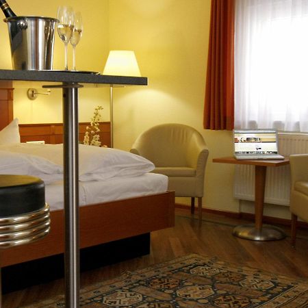 Gaestehaus Kral Erlangen Eksteriør bilde